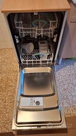 Lavastoviglie piccola