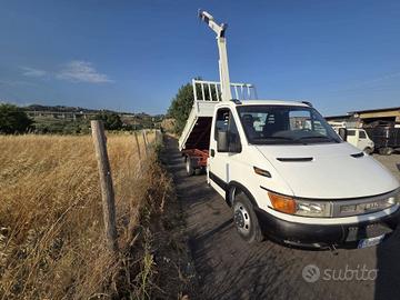 Iveco daily Ribaltabile con gru
