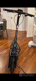 monopattino elettrico Segway Zt3 Pro