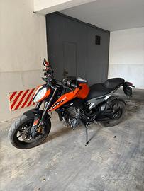 KTM DUKE 790 A2