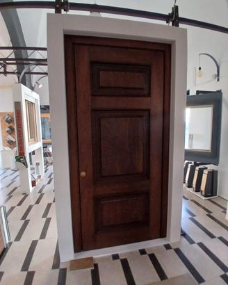PORTONE IN LEGNO PER INGRESSI