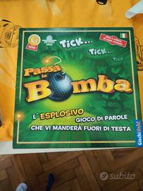 gioco passa la bomba