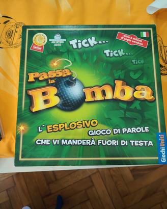 gioco passa la bomba