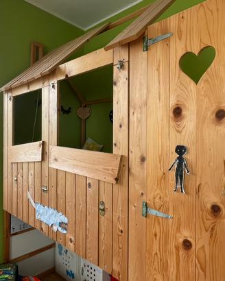 Letto a castello soppalco a forma di casetta