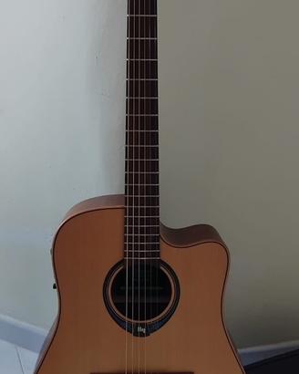 Chitarra acustica LAG HYVIBE THV10DCE