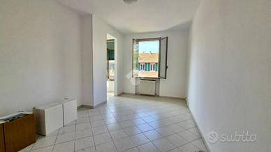 4 LOCALI A REGGIO NELL'EMILIA