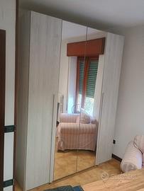 Armadio+ 3 comodini e specchio