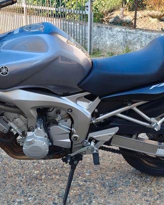 Yamaha fz6 anno 2005