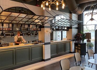 Caserta, Centro Storico, Pizzeria/Burger Bar