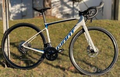 GIANT DEFY ADVANCED 2 TG M CARBON