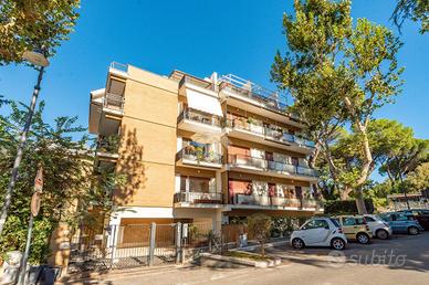 4 LOCALI A GROTTAFERRATA