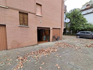 Box / Garage di 10 m² a Ferrara