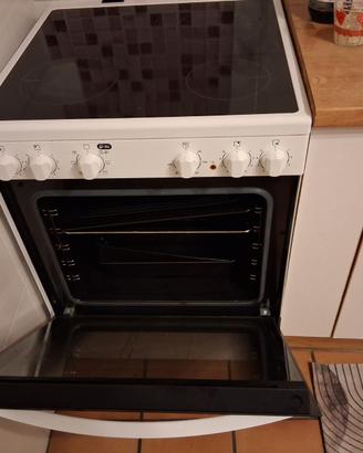 Macchina da cucina 4 piastre e forno