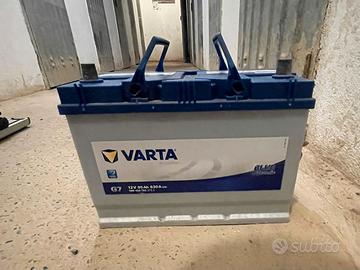Batteria auto Varta nuova