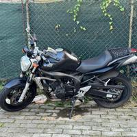 FZ6 Yamaha