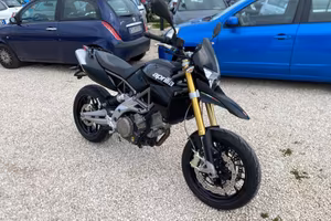 Aprilia Dorsoduro 750 (DA VETRINA)