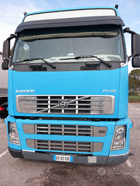 Volvo FH – Motrice 3 assi con cassone scarrabile
