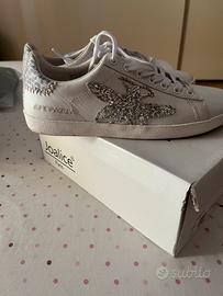 Bellissime scarpe firmate Ape pazza