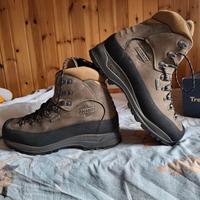 Scarponi da trekking Dolomite