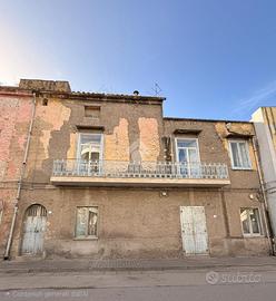 CASA SEMINDIPENDENTE A CASALNUOVO DI NAPOLI
