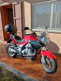 Moto Guzzi 850 Breva 
