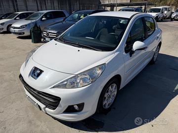 Peugeot 207 1.4 HDi 70CV 5p. Energie / 140.000KM