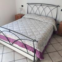 Letto Matrimoniale Completo con materasso, struttu