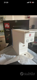 Macchina del Caffè Illy Y3.3