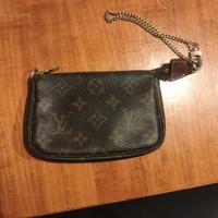 Mini pochette Louis Vuitton