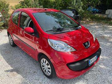 Peugeot 107 1.0 68CV 5p. Plaisir