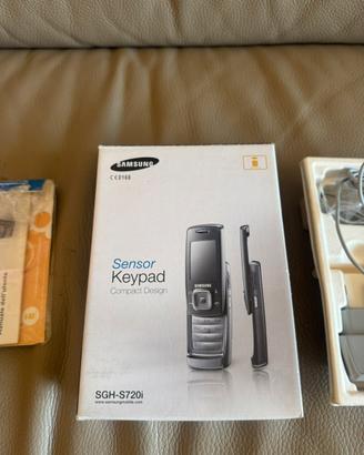 Telefono cellulare Samsung SGH-S720i