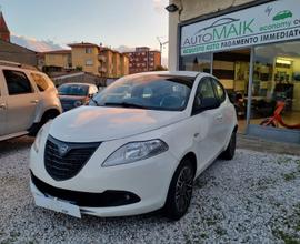 Lancia Ypsilon 1.2 GPL Momo design Anno 12/2013