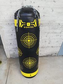 Sacco boxe Doymos 20 Kg con catene ed attacco muro