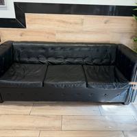 Divano in ecopelle tre posti