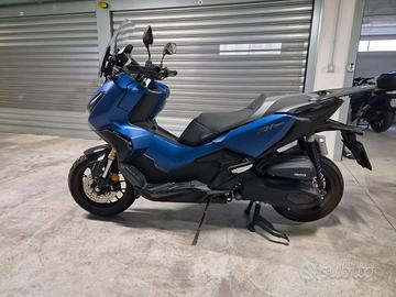Scooter Honda ADV 350