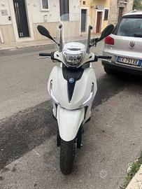 Piaggio Beverly 400 - 2022