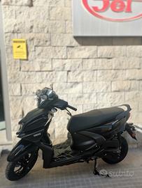 Yamaha RayZR