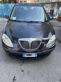 Lancia y 1200 benzina