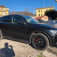 Alfa Romeo Stelvio 2.2 Turbodiesel 180 CV AT8 RWD 