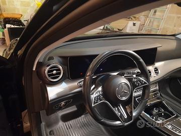 MERCEDES E 200