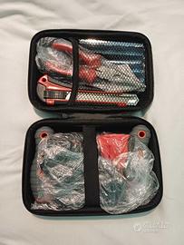 Kit riparazione pneumatici