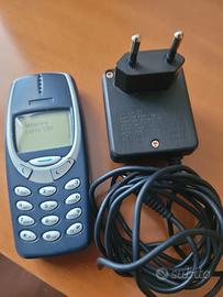 cellulare vintage Nokia 3310 blu