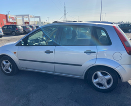 Ford fiesta 5 porte 1.200 benzina