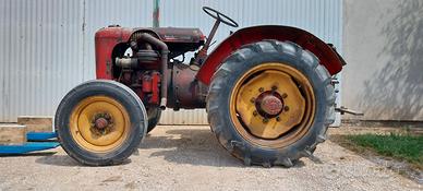 Trattore epoca da collezione "Testoni Martelli"