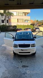 Quadriciclo Microcar MC1