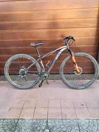 Mountain bike 29"  size 40