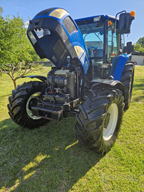 New holland tla100