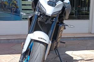 Moto MT07   Y-AMT 