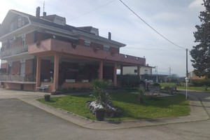 Appartamento 2 piano in villa