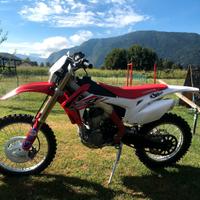 honda crf 250R 2017 red moto